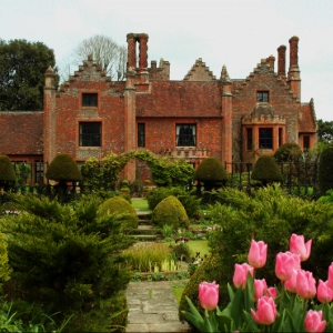 Chenies Manor Wedding Show