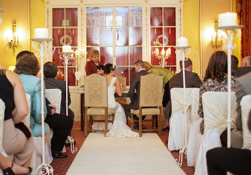 Pdl Donnington Grove Country Club Hen Stag