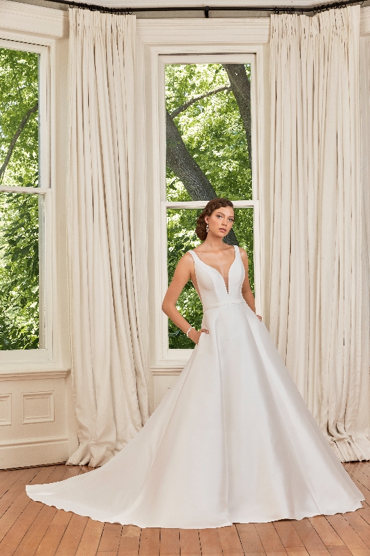 Image 21 from Brides Visited – “Where the Magic Happens”