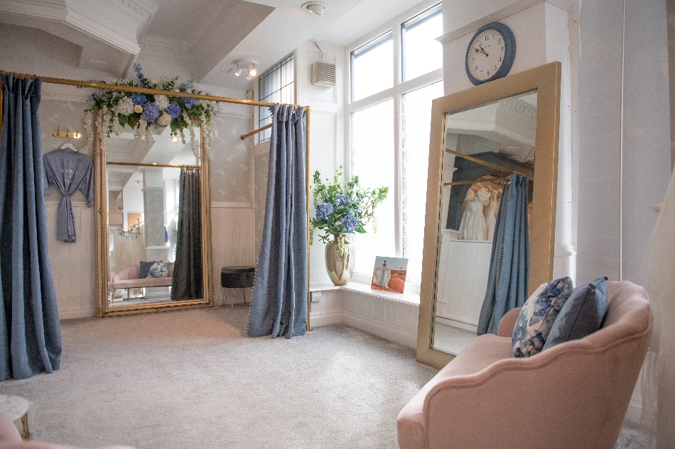 Image 4 from Maria Modes Bridal