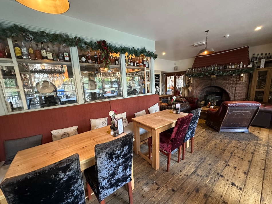 Image 8 from Grove Ferry Inn