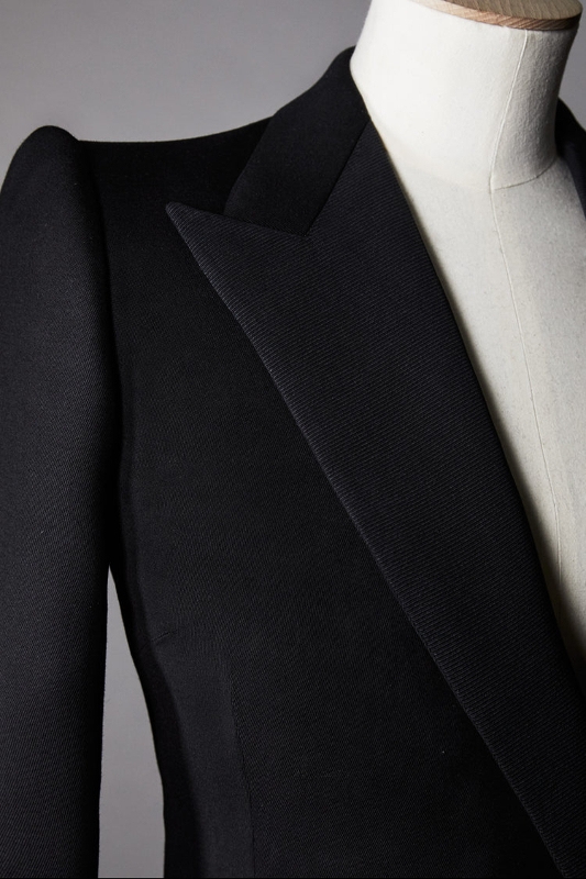 Image 8 from Gieves & Hawkes