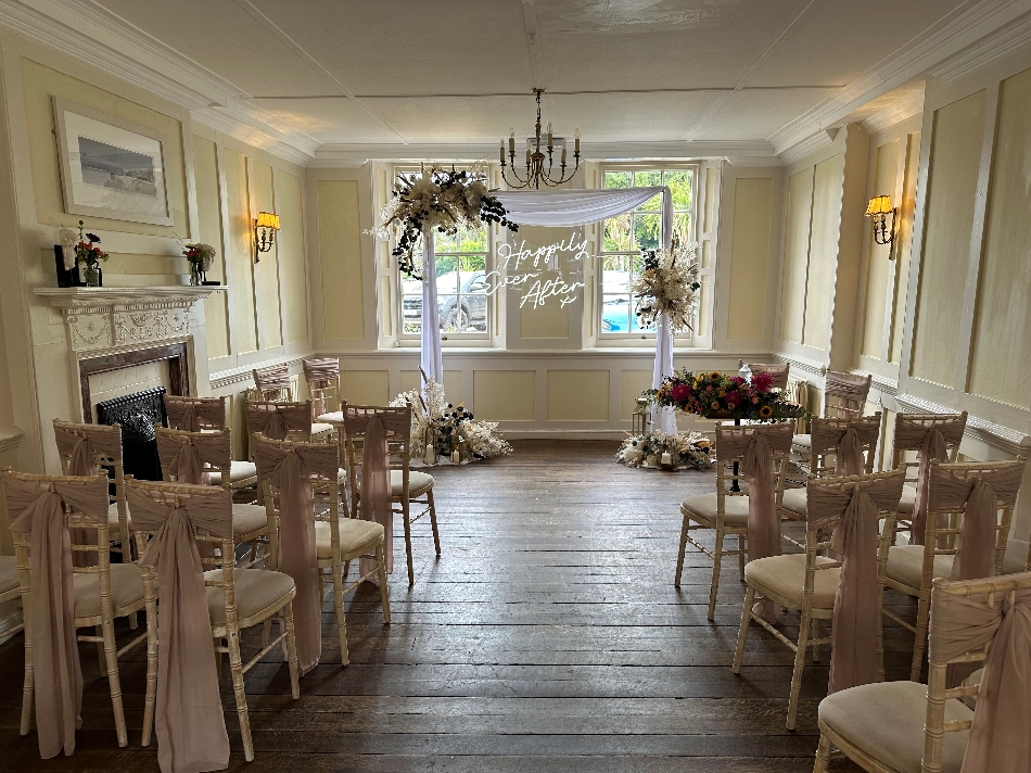 Image 4 from Findon Manor