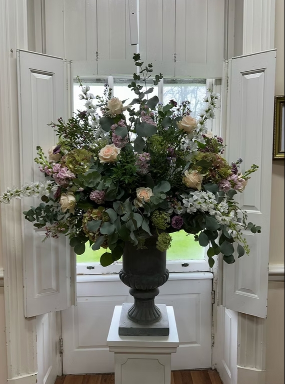 Image 5 from Petals and Bows Floristry