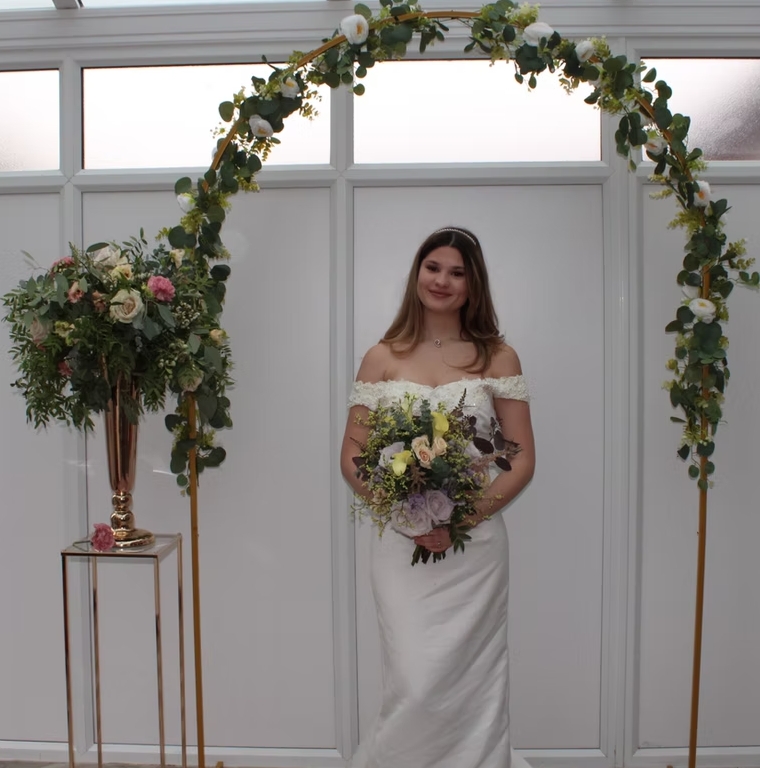 Image 3 from Petals and Bows Floristry