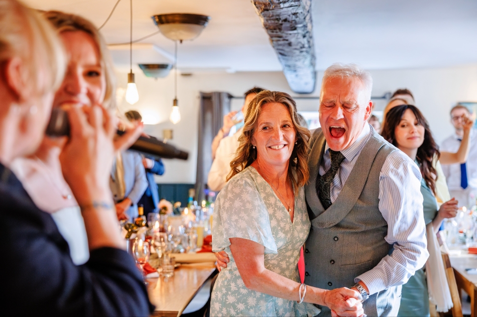 Image 3 from Singing Wedding Waiters