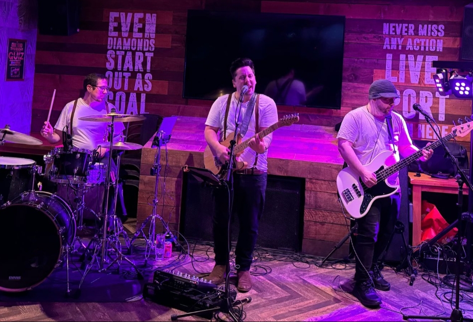 Image 7 from Oceanview Party Band