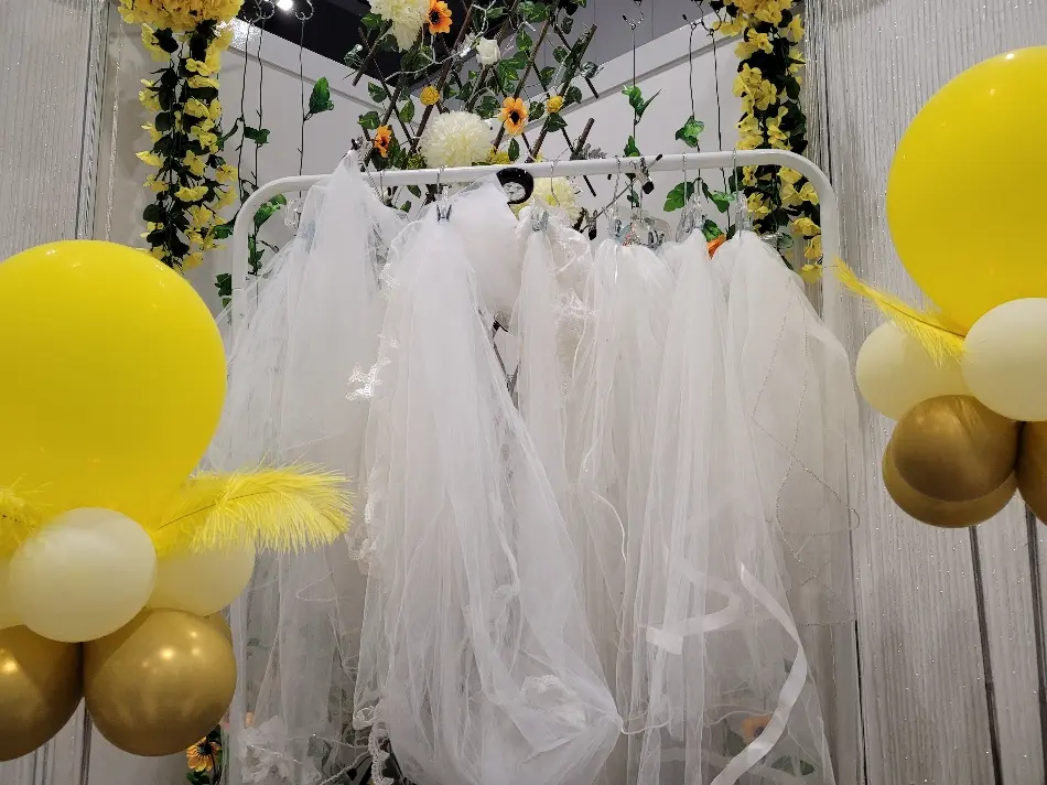 Gallery image 4: 