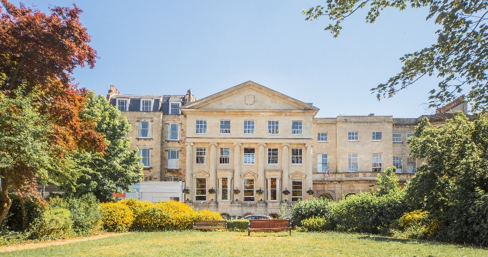 Image 1: The Clifton Club