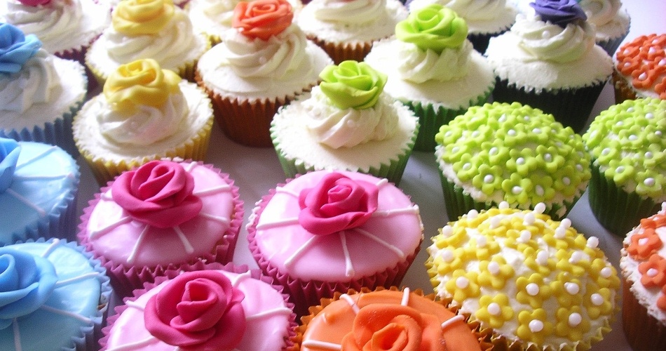 Image 1: The Shrewton Cake Company