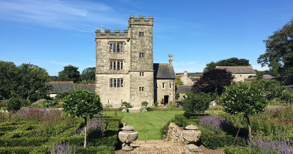 Image 1: Pengersick Castle