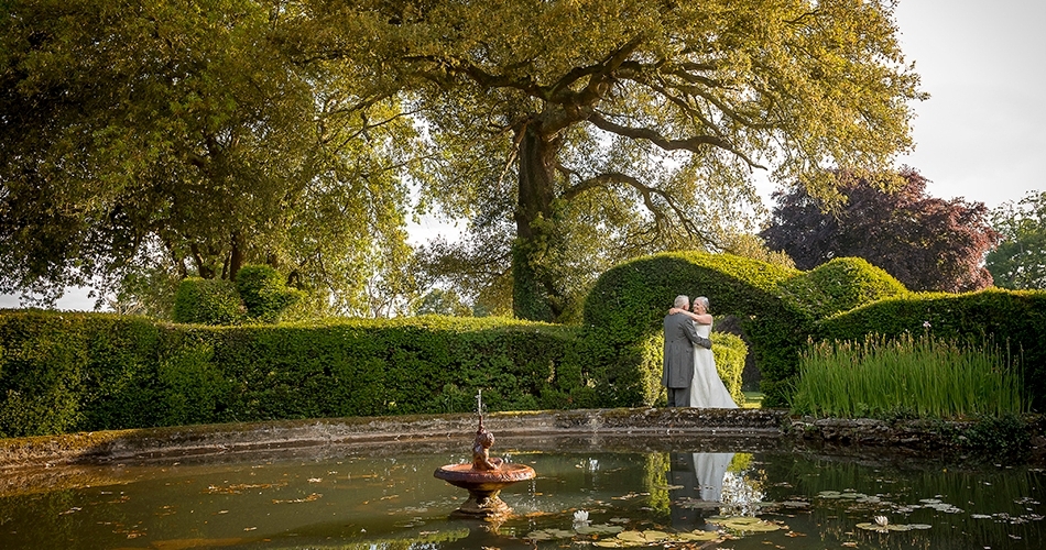 Image 2: Hale Park