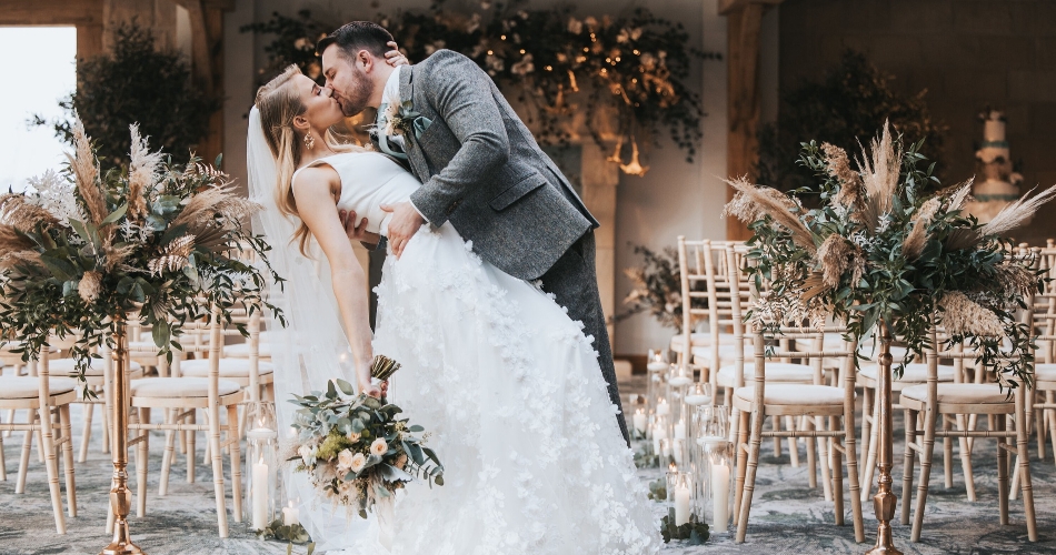 Image 1: Peak Edge Hotel