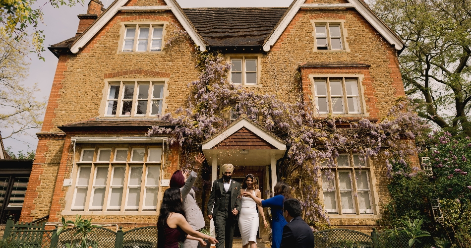 Image 1: Artington House, Guildford