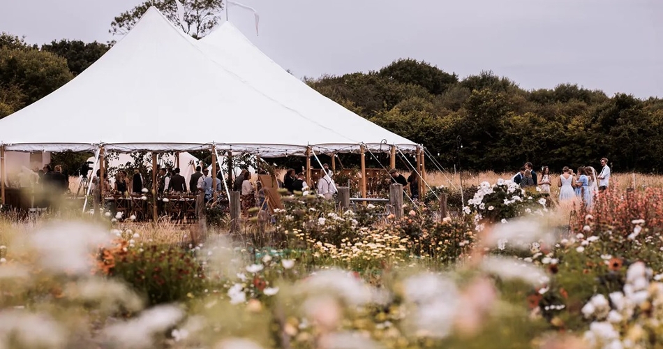 Image 3: Boutique Weddings Kent