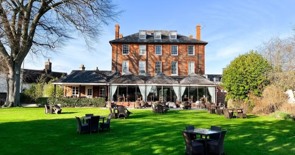 Image 1: The Riverside House Hotel