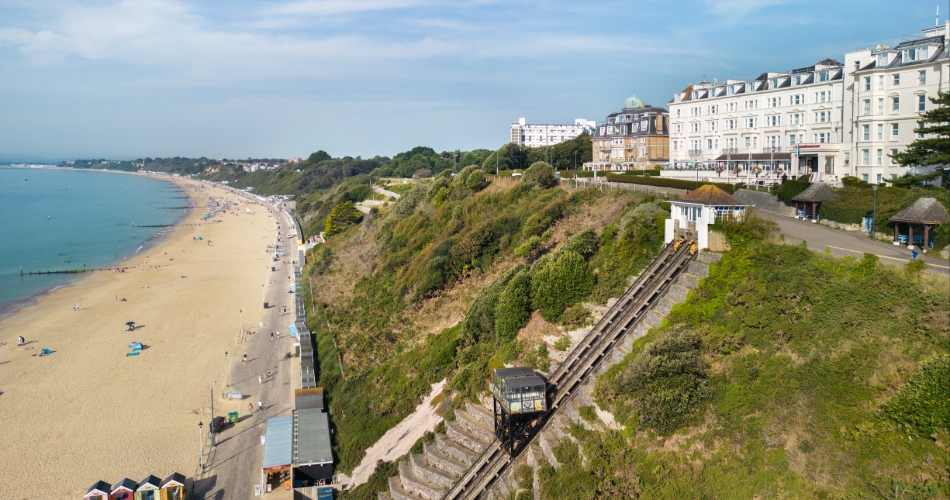 Image 1: Bournemouth Highcliff Marriott