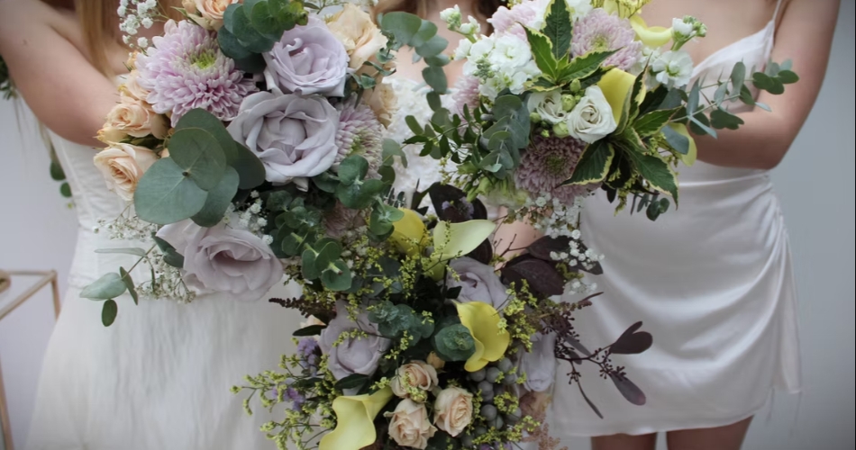 Image 3: Petals and Bows Floristry