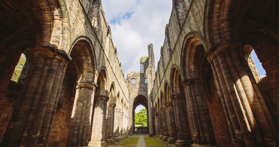 Image 3: Kirkstall Abbey
