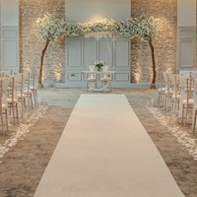 Image 5: De Vere Cotswold Water Park