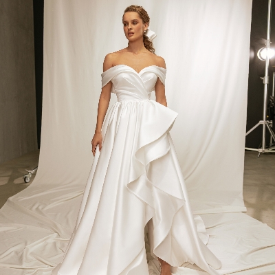 Image 8: Inna Voronova Bridal