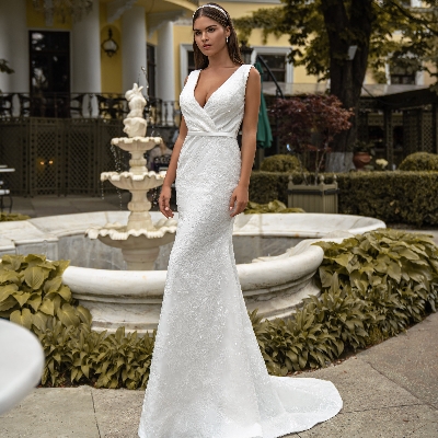 Image 9: Inna Voronova Bridal