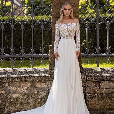 Image 13: Inna Voronova Bridal