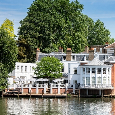 Riverside romance in Surrey