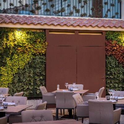 Enjoy exquisite al fresco dining in Spain