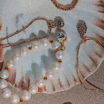 Jewellery care in a honeymoon heatwave