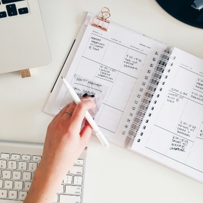 How I Planned My Wedding Without Losing My Mind (or My Fiancé)