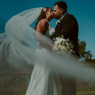 Real Wedding: Childhood SWEETHEARTS