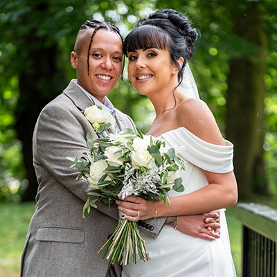 Real Wedding: Love at first swipe