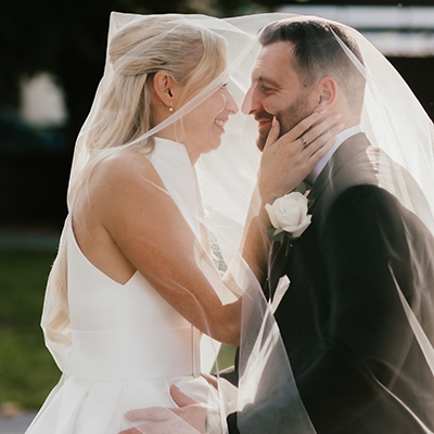 Real Wedding: A right swipe to forever