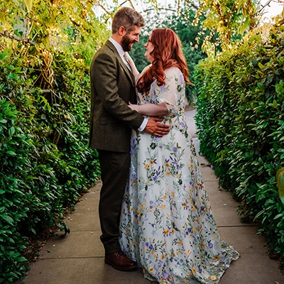 Real Wedding: A roarsome romance