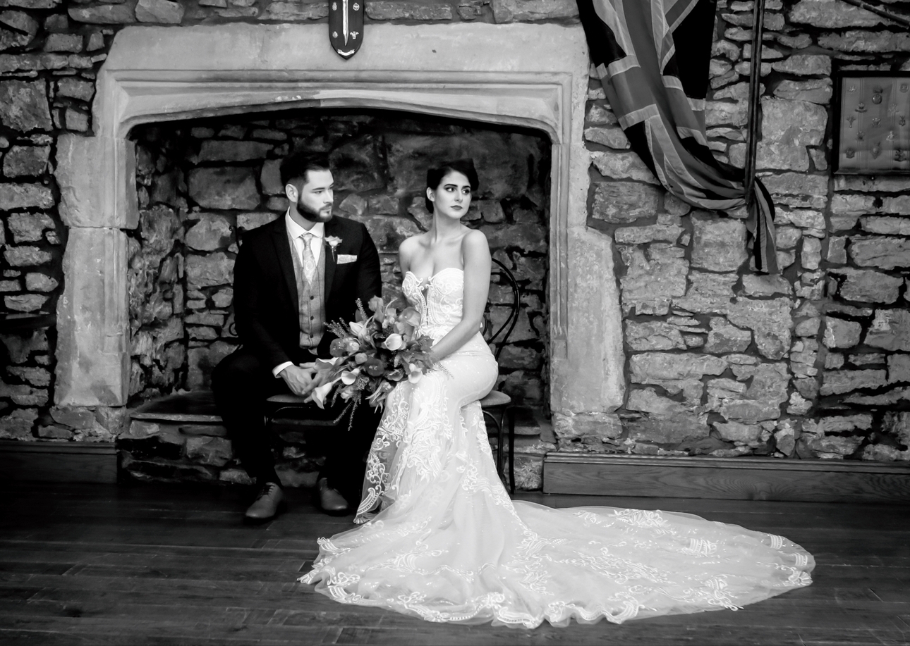 Be inspired by this gorgeous shoot at Miskin Manor: Image 1