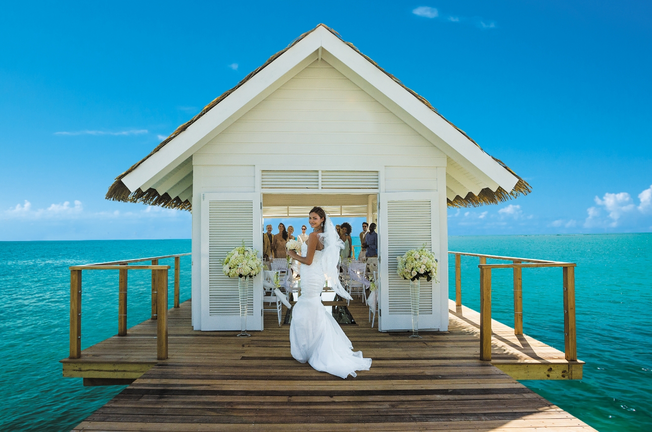 Find your honeymoon at The Brentwood Centre Signature Wedding Show: Image 1