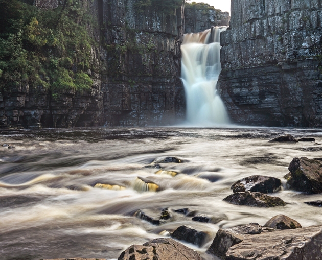 Beautiful waterfall wedding venue in the North East: Image 1