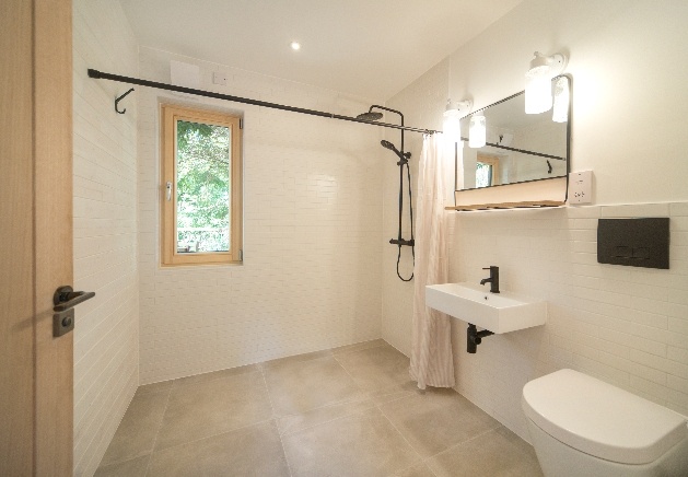 white tiled bathroom