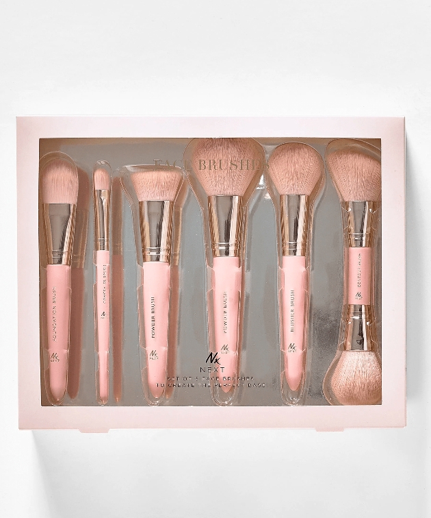 Set of 6 X Face Make-Up Brushes, £18