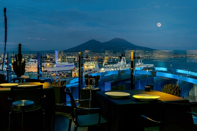 ROMEO Naples outdoor restaurant at night