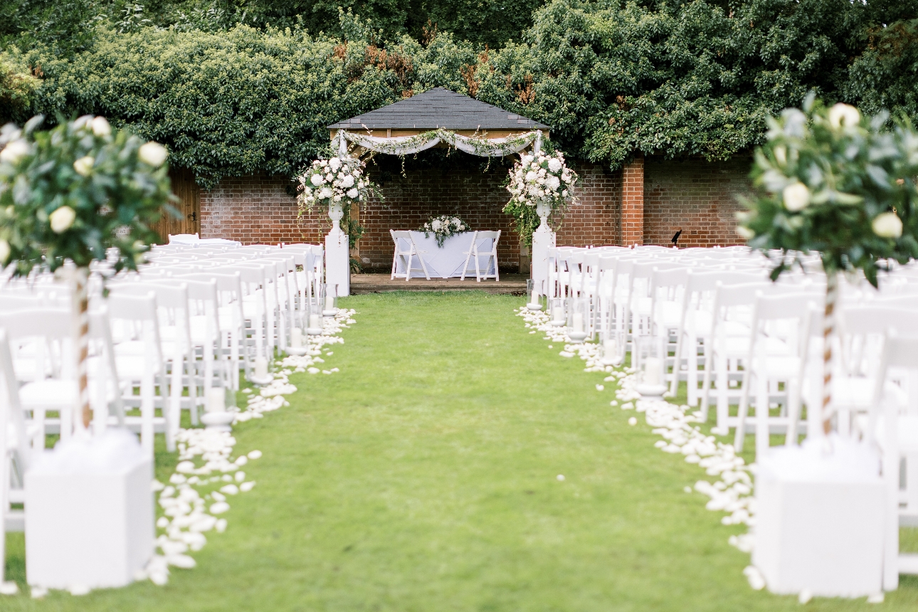 outdoor gazebo for weddings