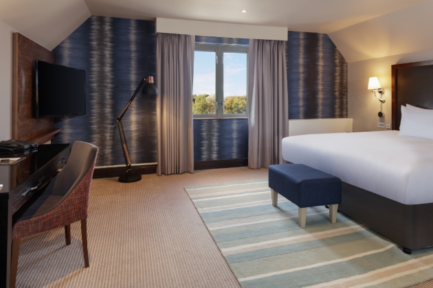 bedroom suite