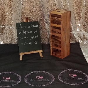 S.R.E Favours & Guestbooks