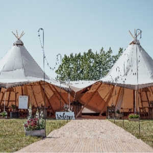 Deer Farm Tipi Weddings