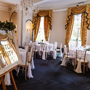 Woodland Manor Hotel