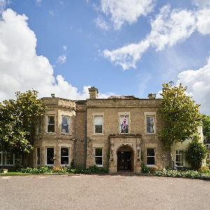 Woodland Manor Hotel