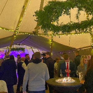 Swan Tipis