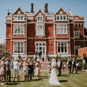 Wivenhoe House