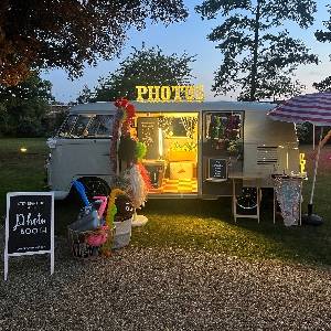 The White Van Wedding Company